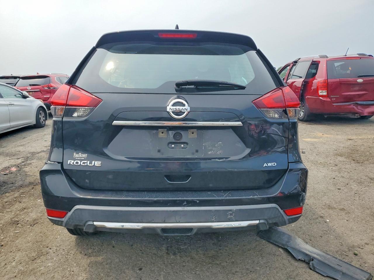 2018 Nissan Rogue S - Image 6