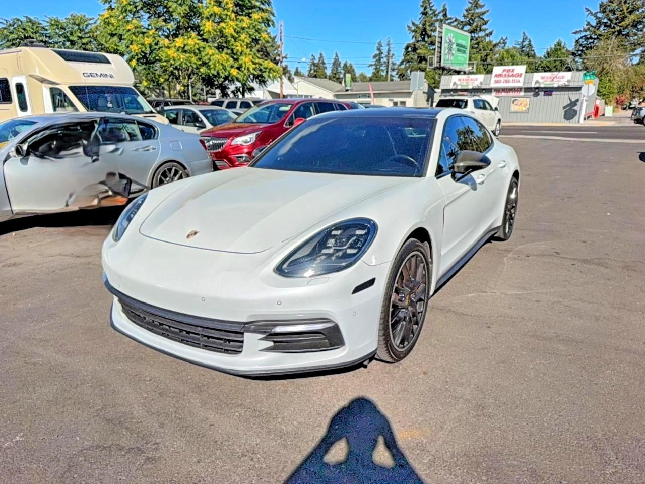 2017 Porsche Panamera 2 - Фото 2