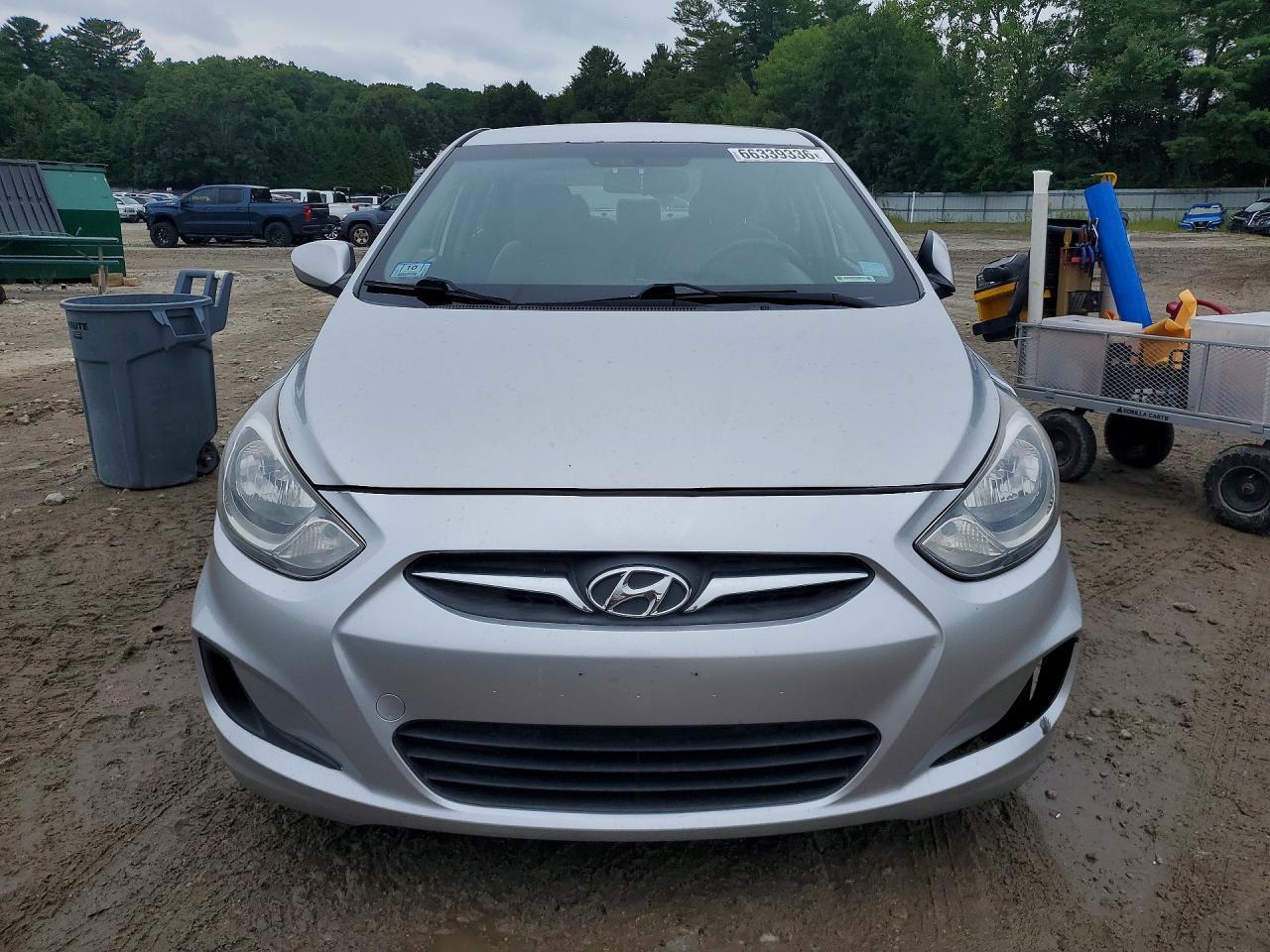 2014 Hyundai Accent Gls - Image 5