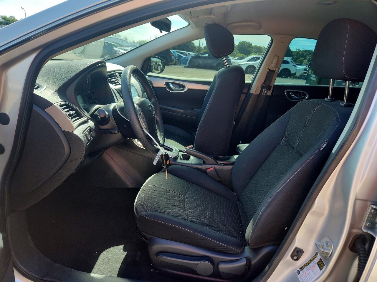 2015 Nissan Sentra S - Image 7