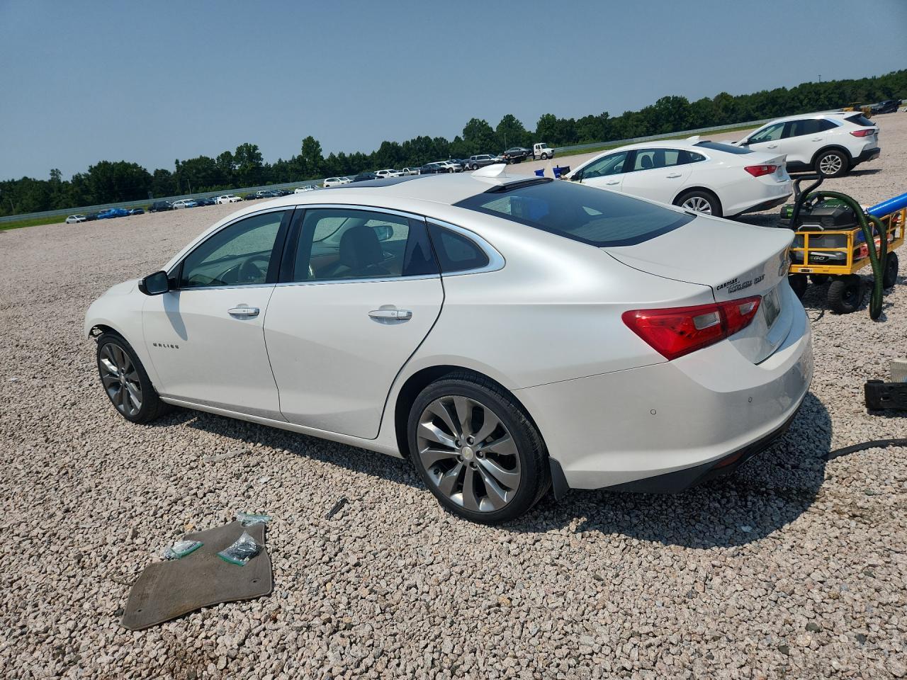 2016 Chevrolet Malibu Premier - Image 2