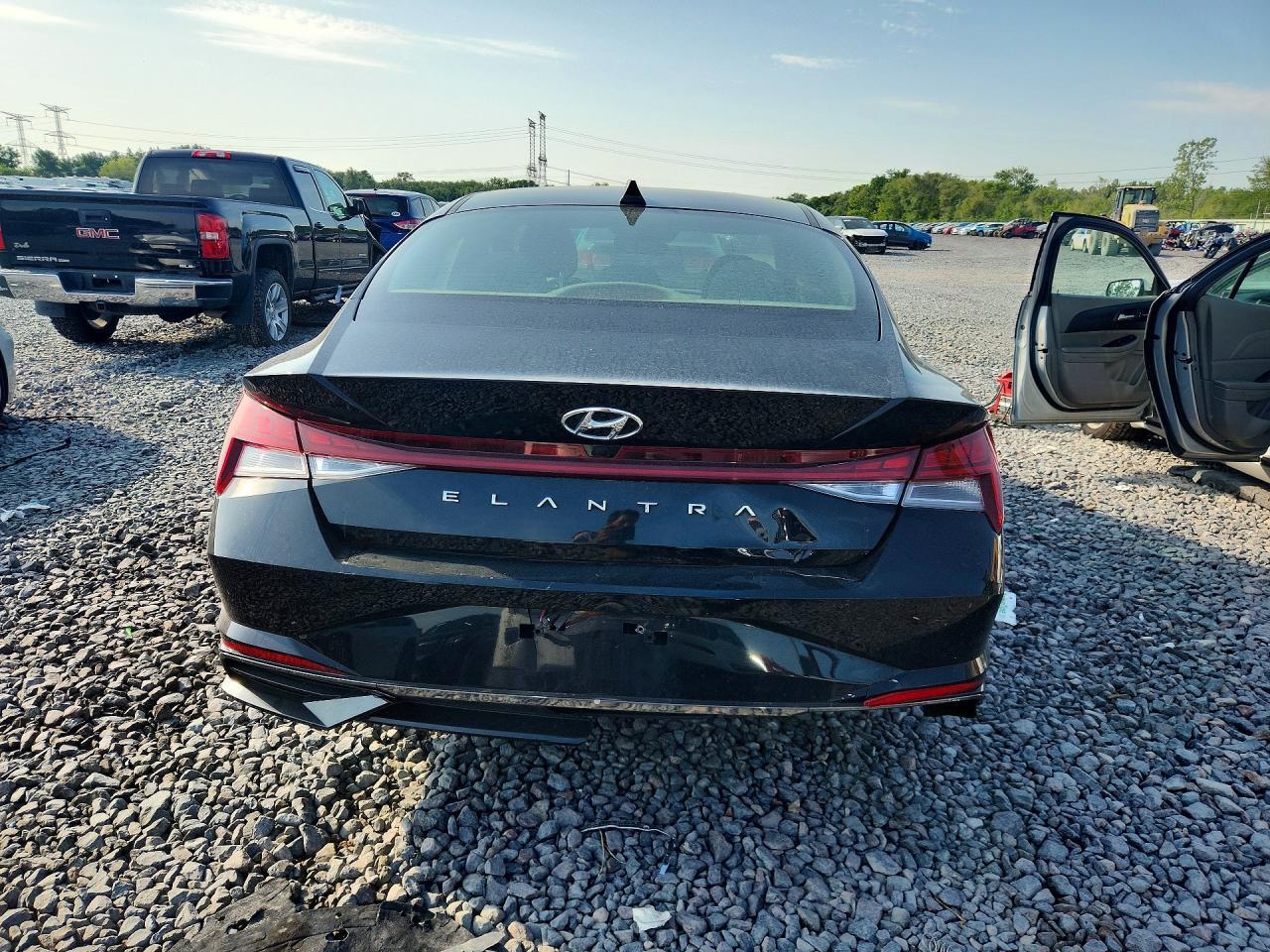 2022 Hyundai Elantra Sel - Фото 6