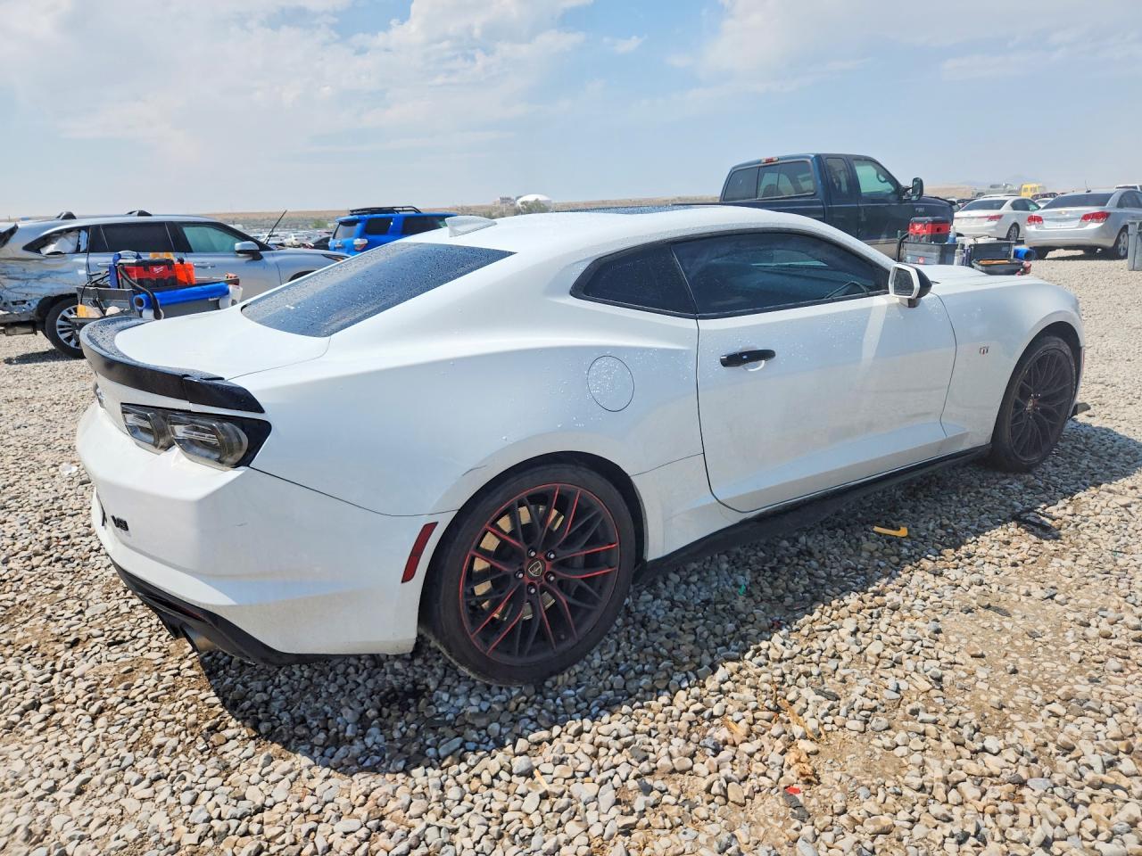 2023 Chevrolet Camaro Lt1 - Image 3