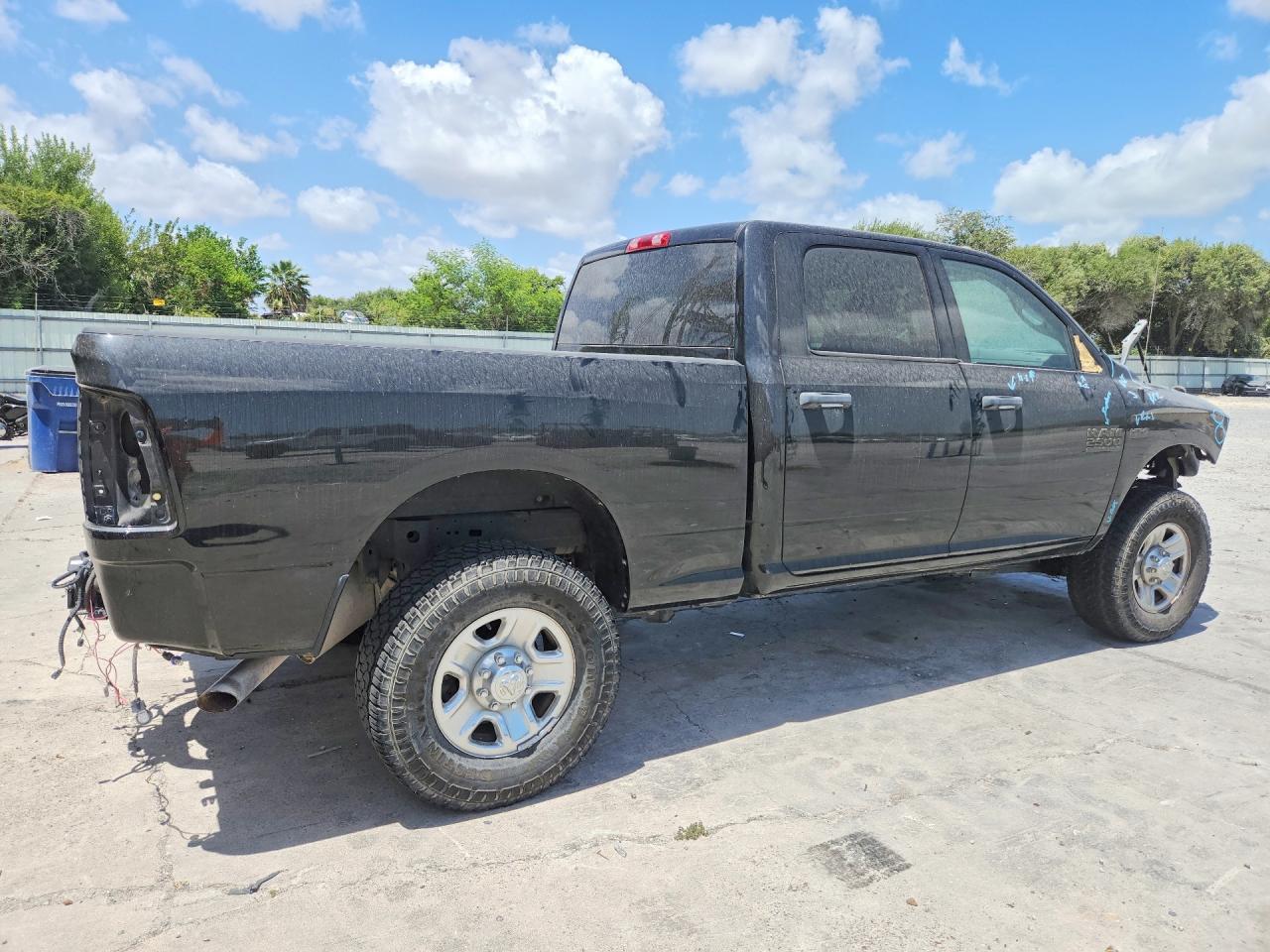 2016 Ram 2500 St - Image 3