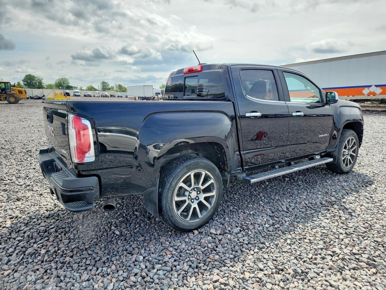 2017 GMC Canyon Denali - Фото 3