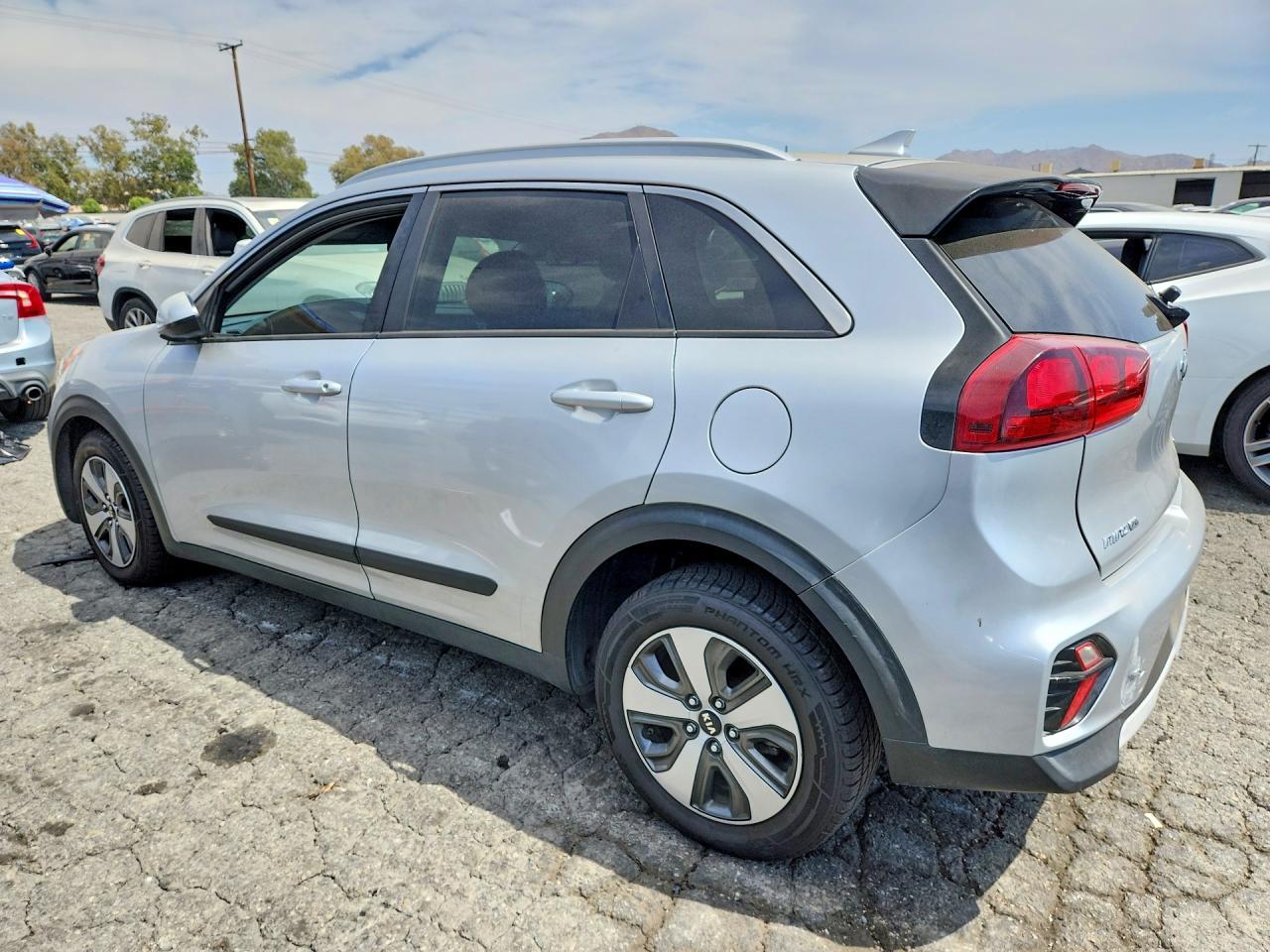 2020 Kia Niro - Фото 2