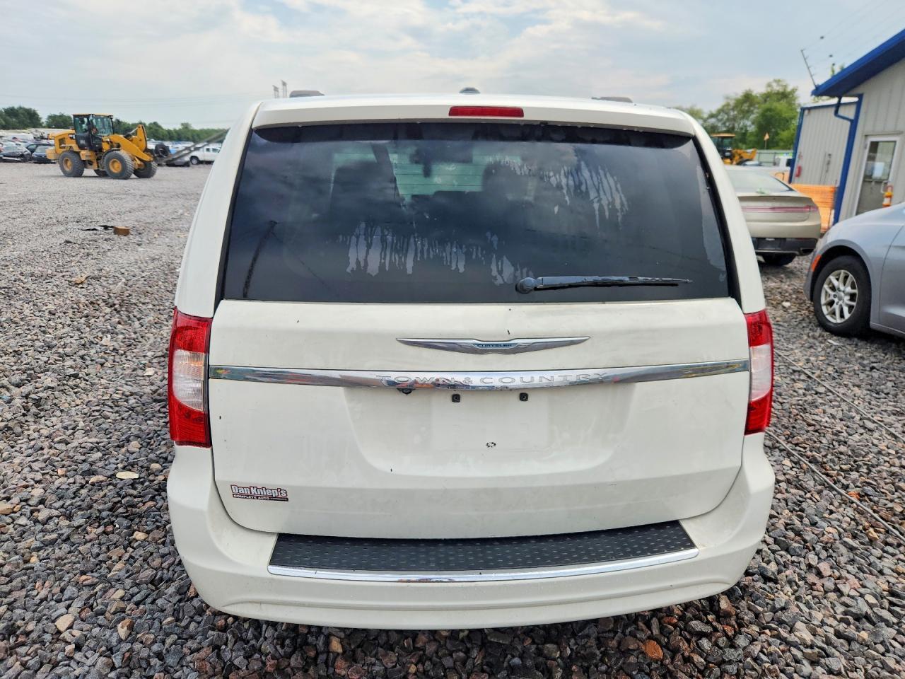2012 Chrysler Town & Country Touring - Фото 6