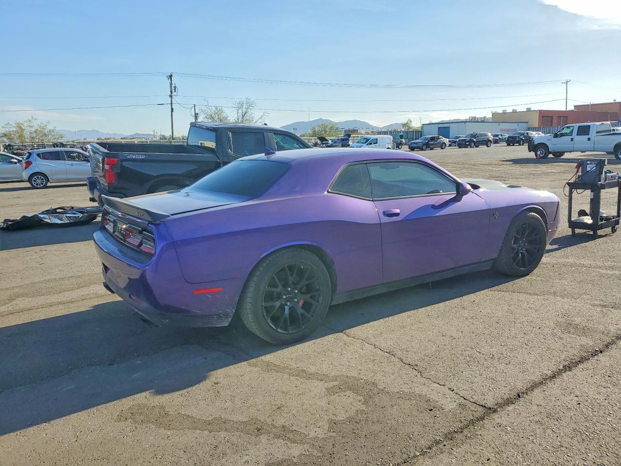 2016 Dodge Challenger Srt Hellcat - Image 3