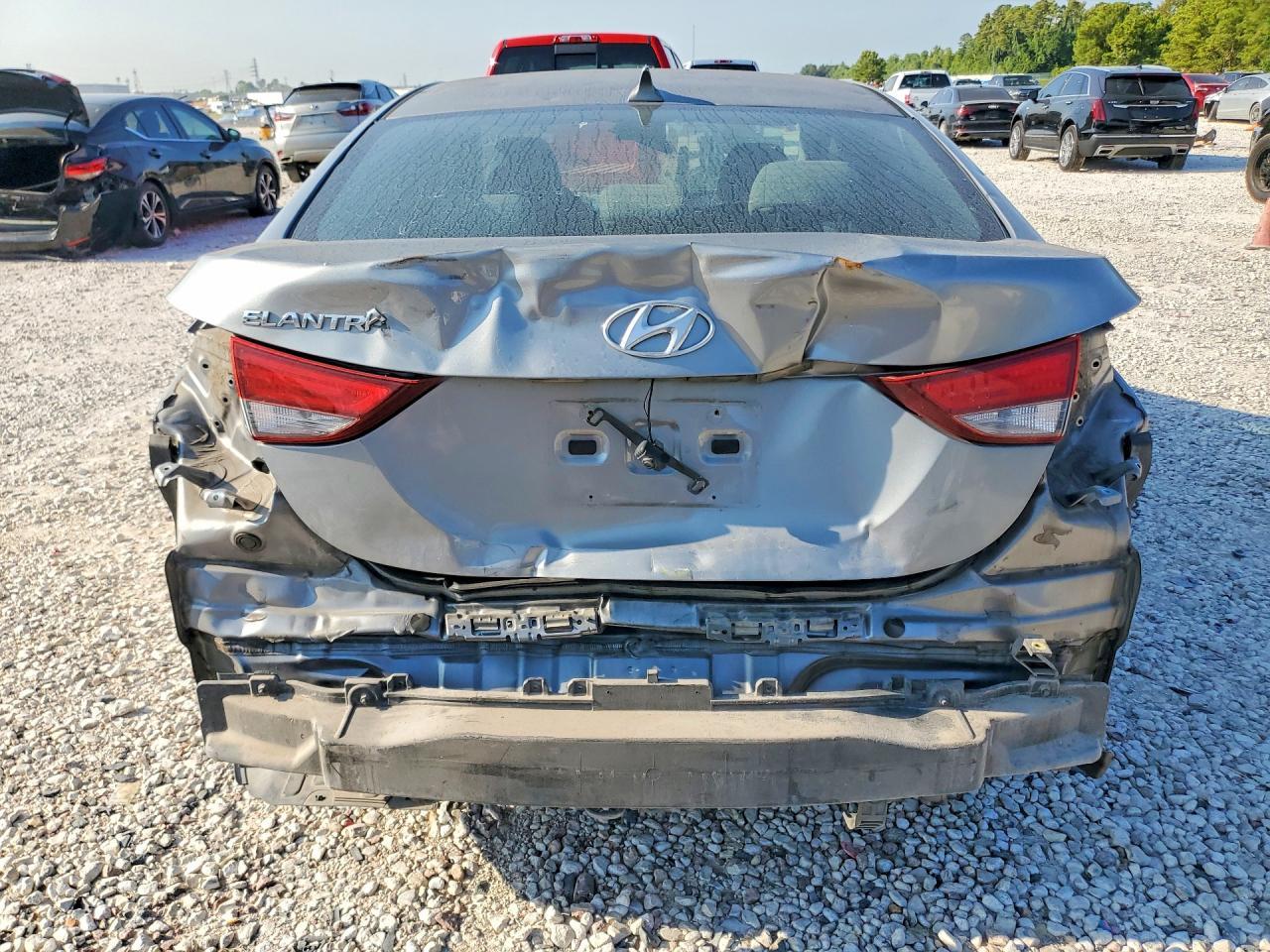 2014 Hyundai Elantra Se - Image 6