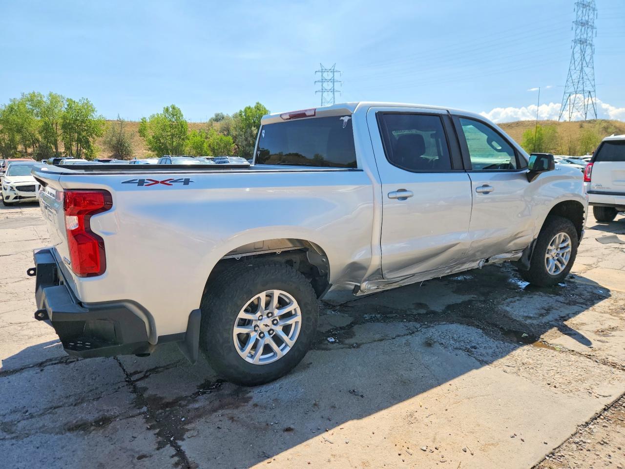 2020 Chevrolet Silverado K1500 Rst - Фото 3