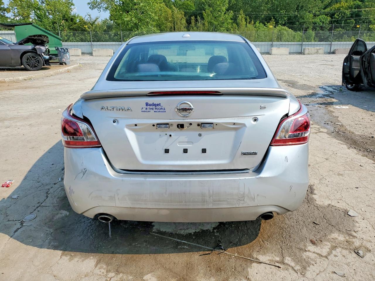 2015 Nissan Altima 2.5 S - Фото 6