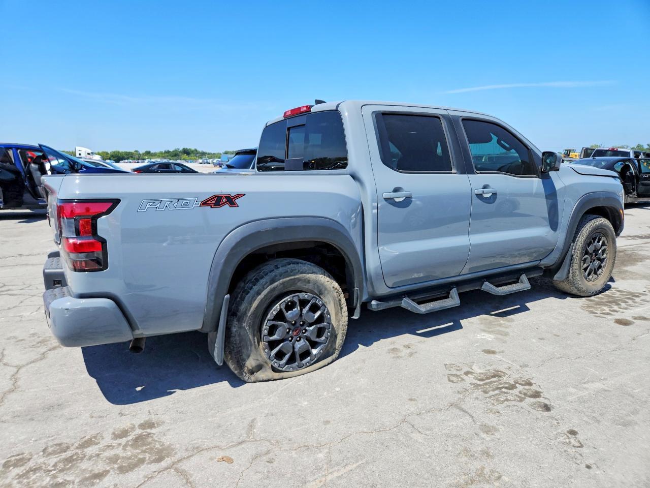 2023 Nissan Frontier Pro-4X - Image 3