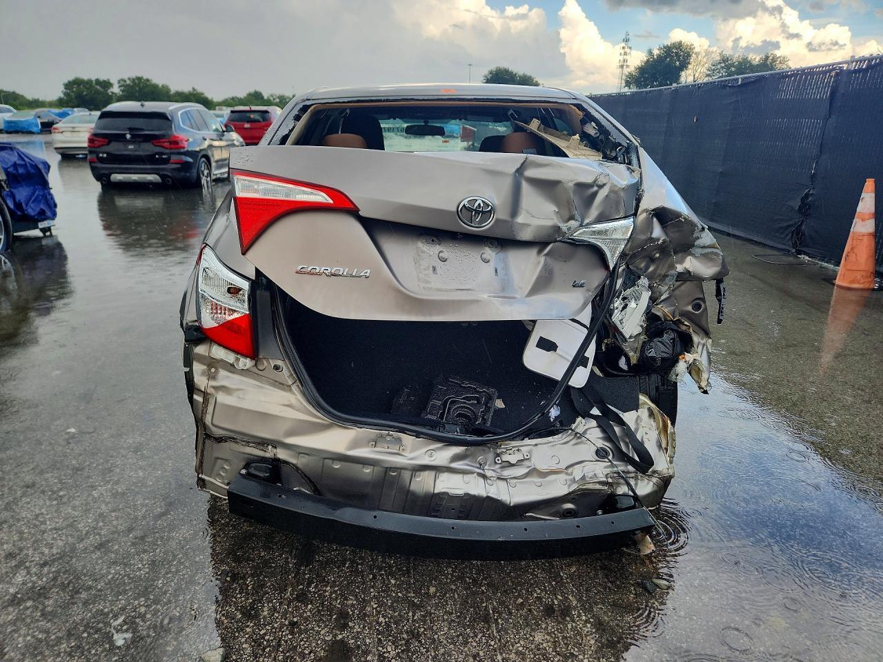 2016 Toyota Corolla Le - Image 6