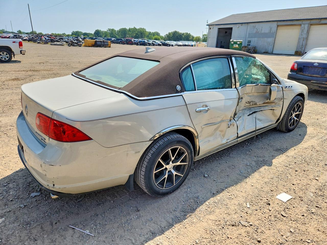 2010 Buick Lucerne Cxl - Фото 3