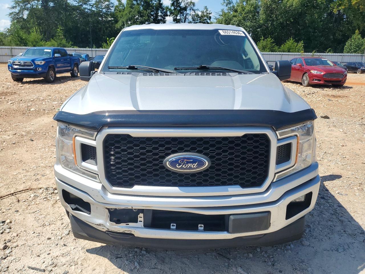2018 Ford F150 Super Cab - Фото 5