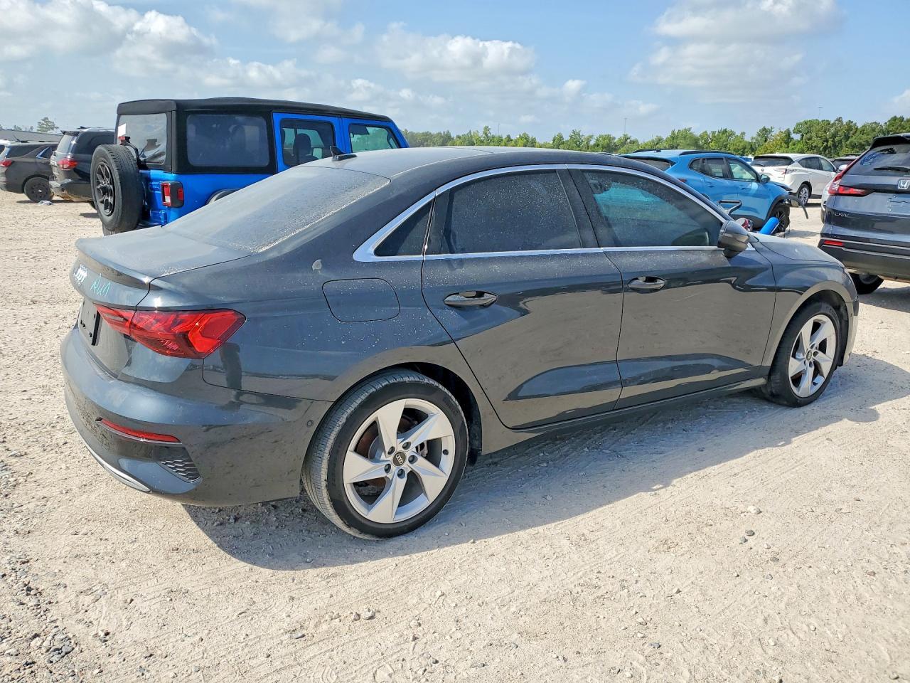 2023 Audi A3 Premium Plus - Фото 3