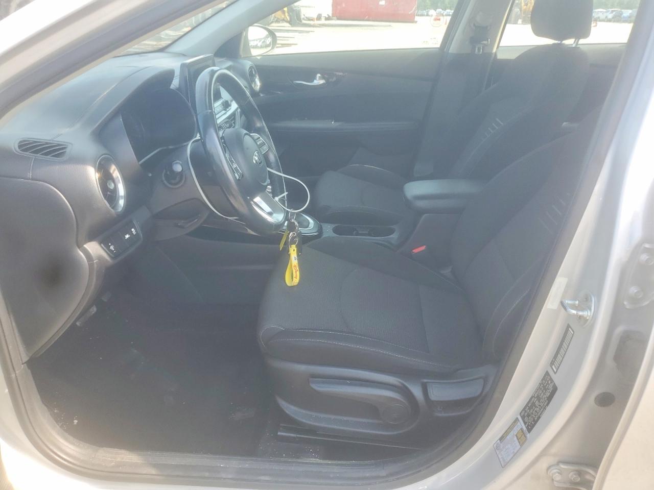 2019 Kia Forte S - Фото 7