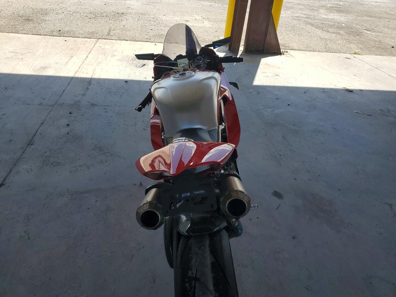2023 Ducati Panigale V4 R - Фото 6