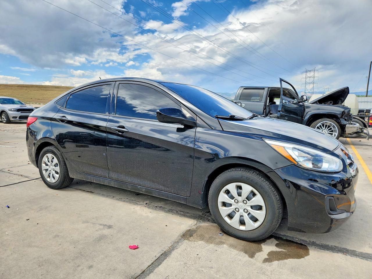 2016 Hyundai Accent - Image 4