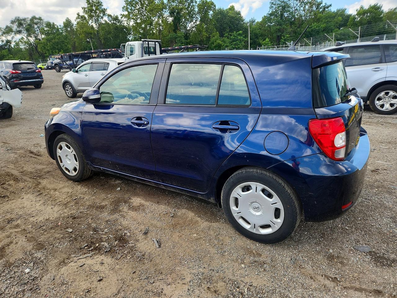 2012 Scion Xd Base - Фото 2