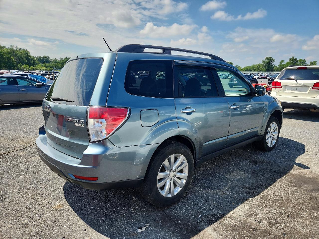 2012 Subaru Forester 2.5X Premium - Фото 3