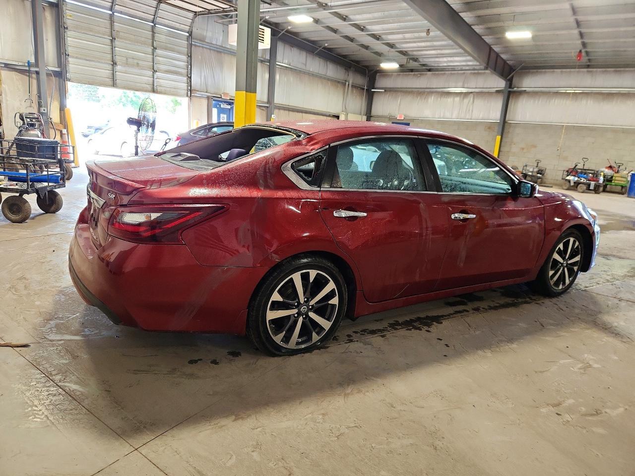 2017 Nissan Altima 2.5 Sr - Фото 3