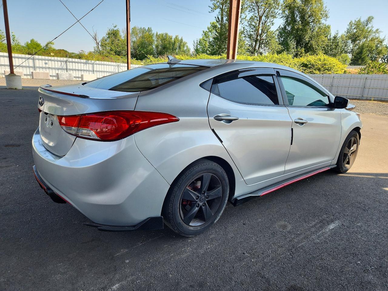2013 Hyundai Elantra Gls - Image 3