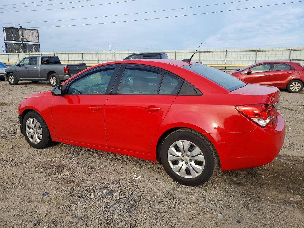 2014 Chevrolet Cruze Ls - Фото 2