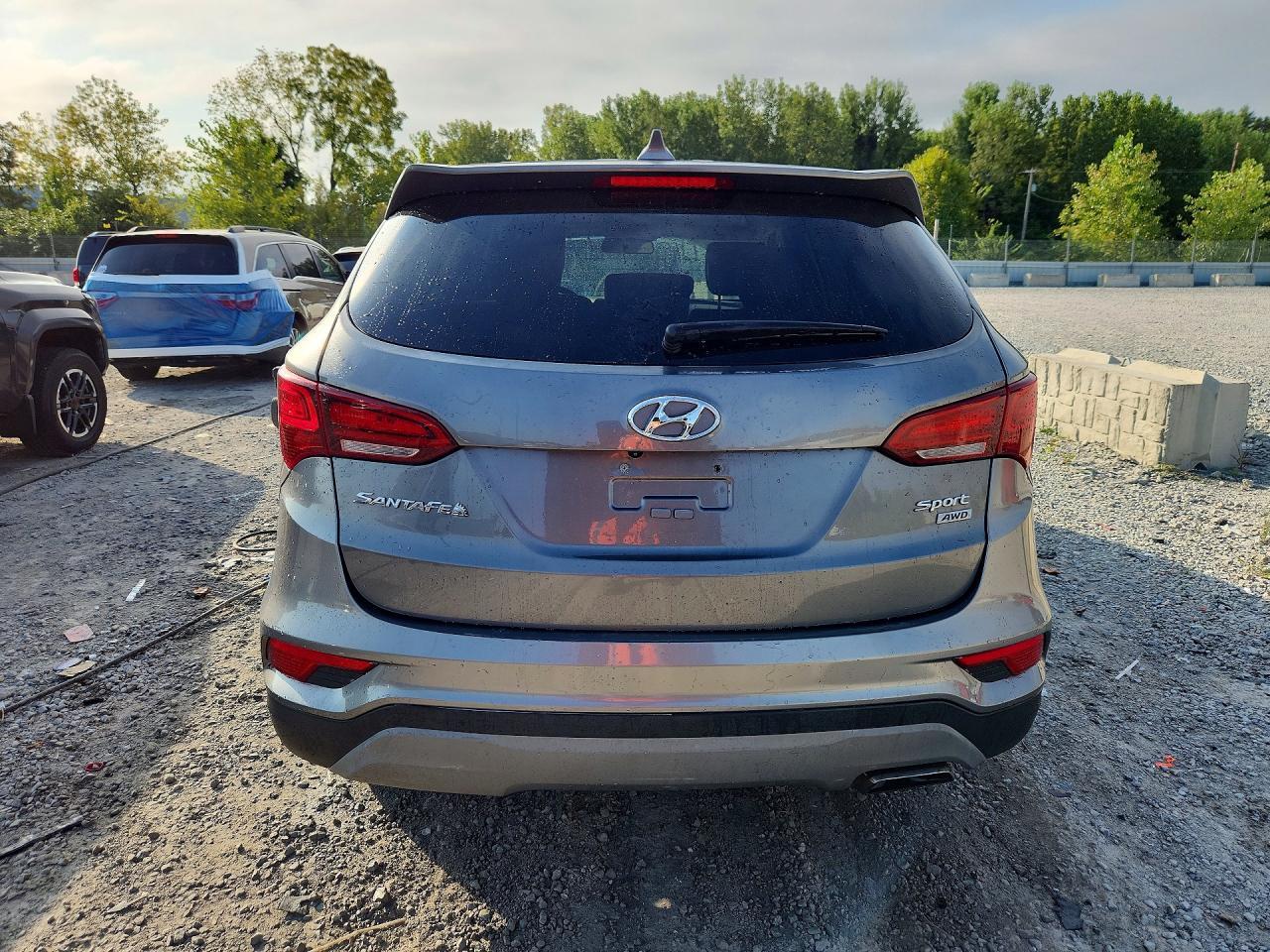 2017 Hyundai Santa Fe Sport 2.4L - Фото 6