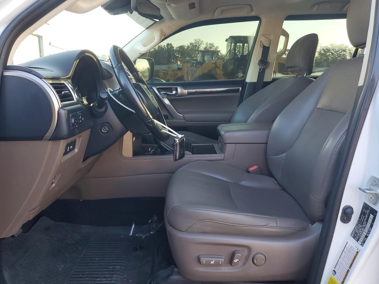 2020 Lexus Gx 460 Base - Image 7