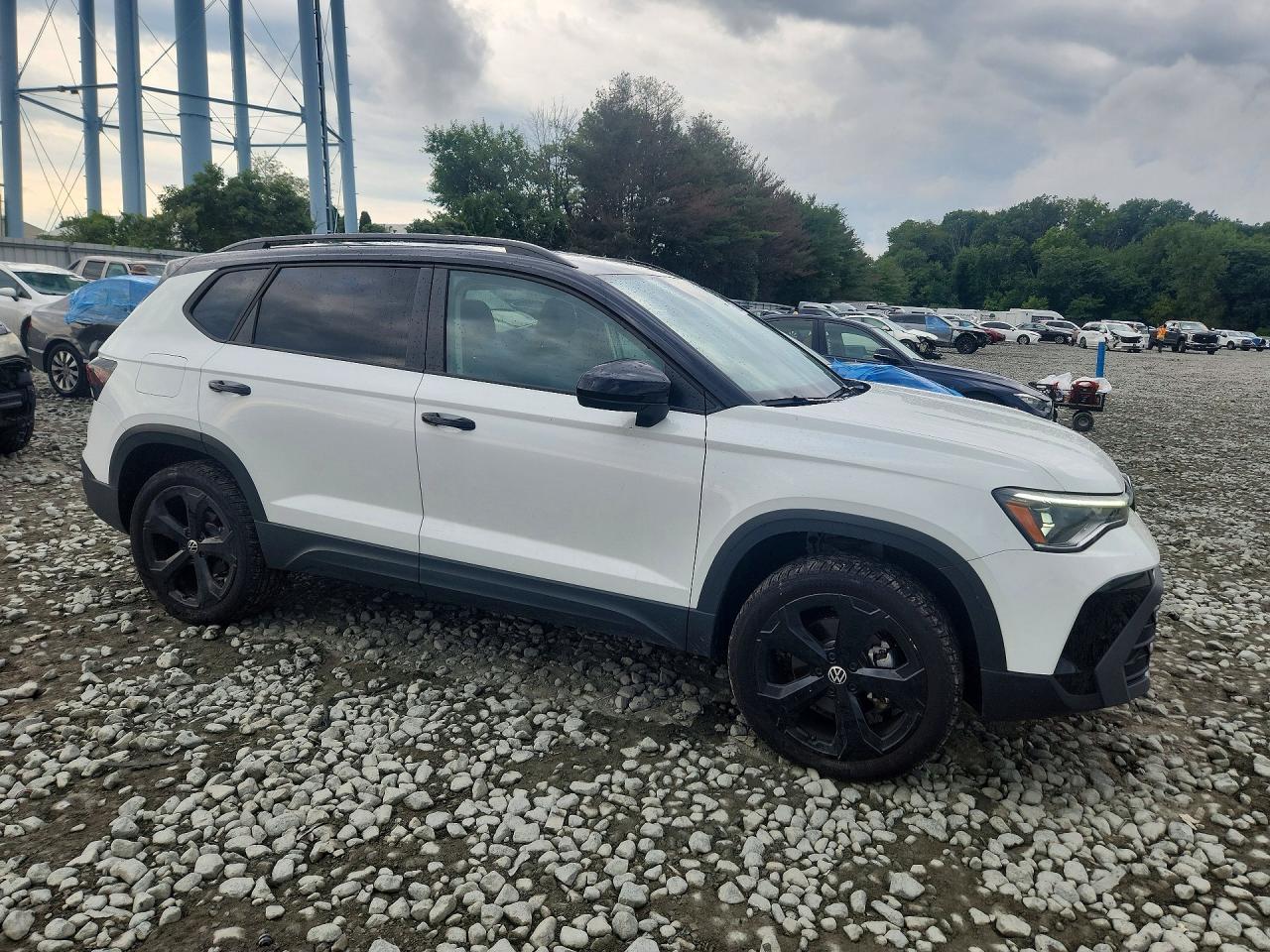 2025 Volkswagen Taos Se Black - Фото 4