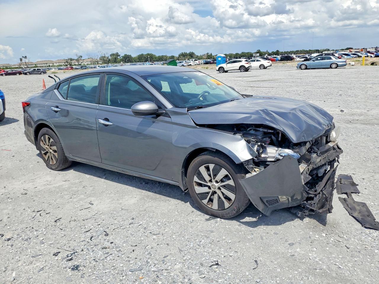 2020 Nissan Altima S - Image 4