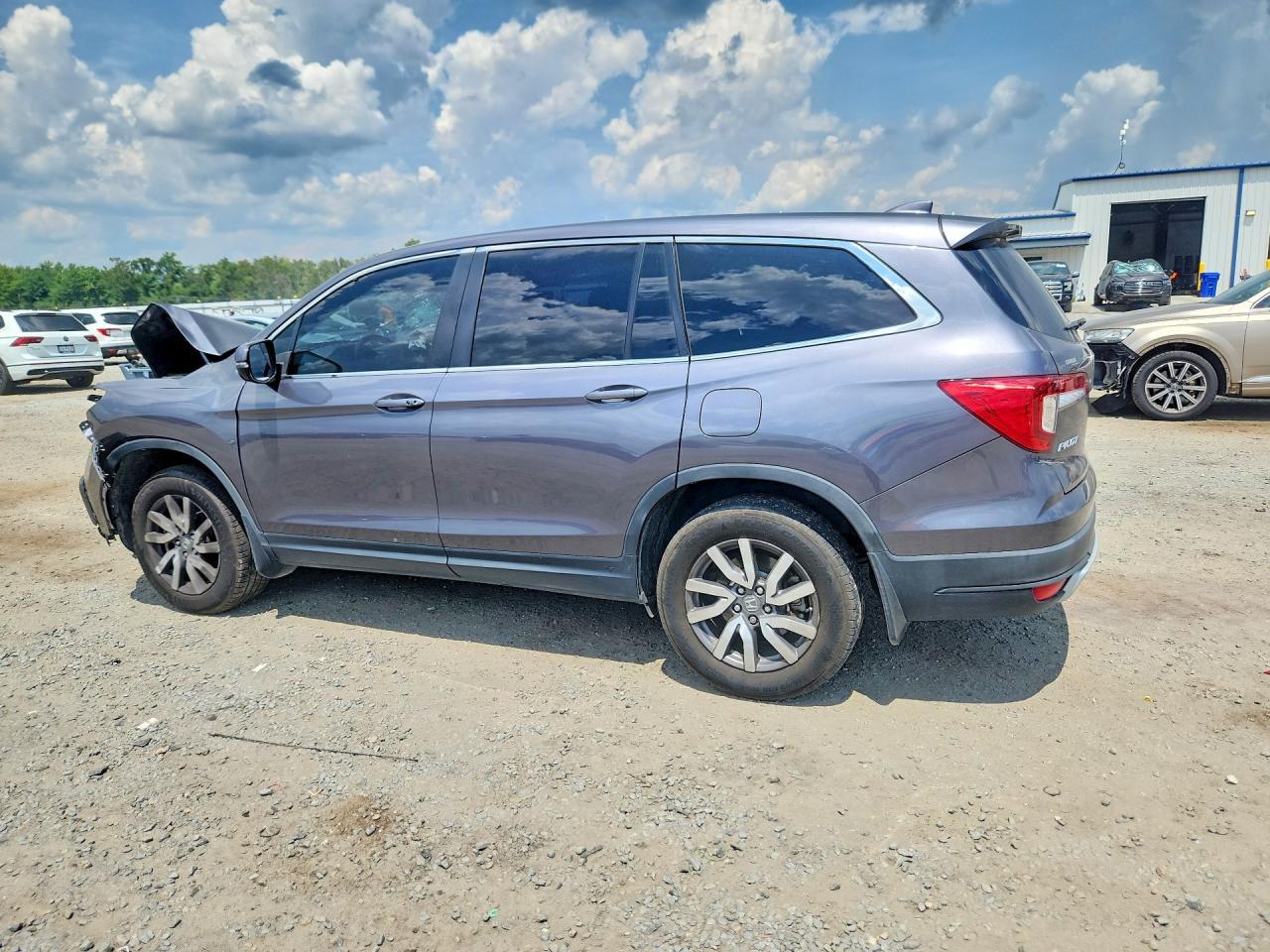 2020 Honda Pilot Ex - Image 2