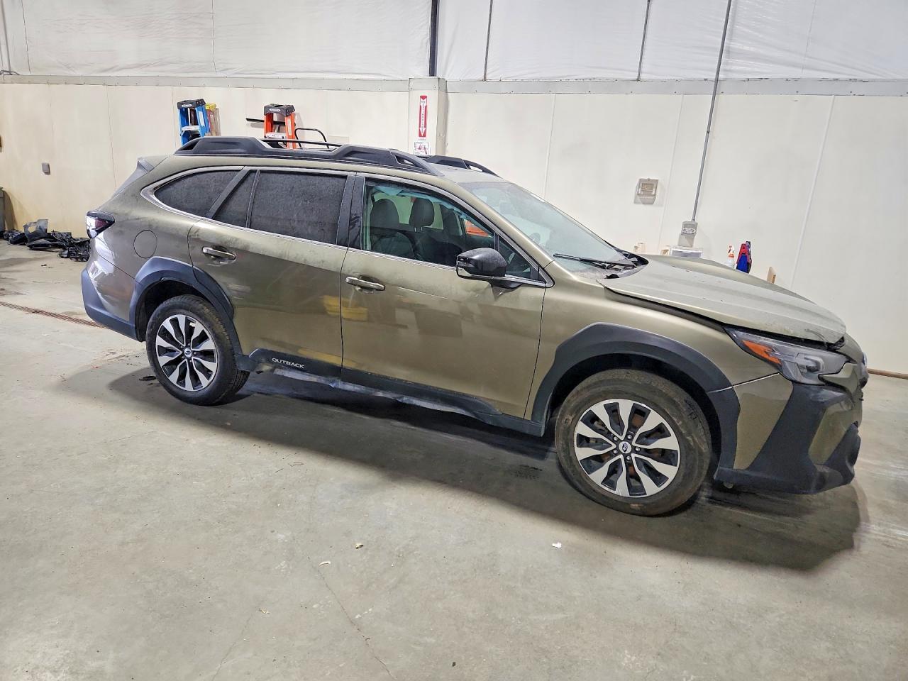 2023 Subaru Outback Limited - Image 4
