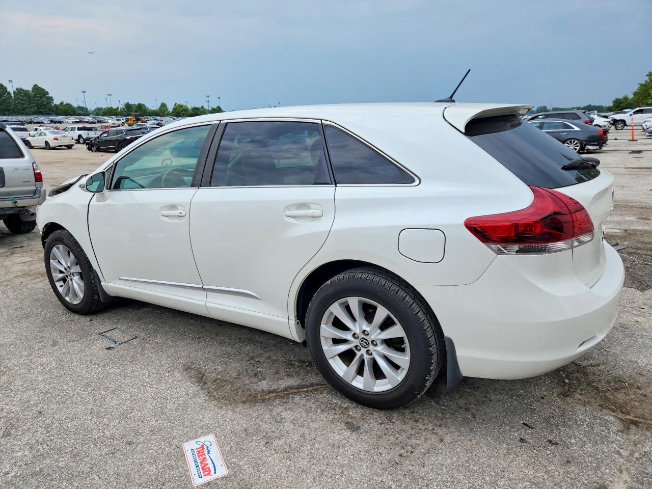 2013 Toyota Venza Le - Фото 2