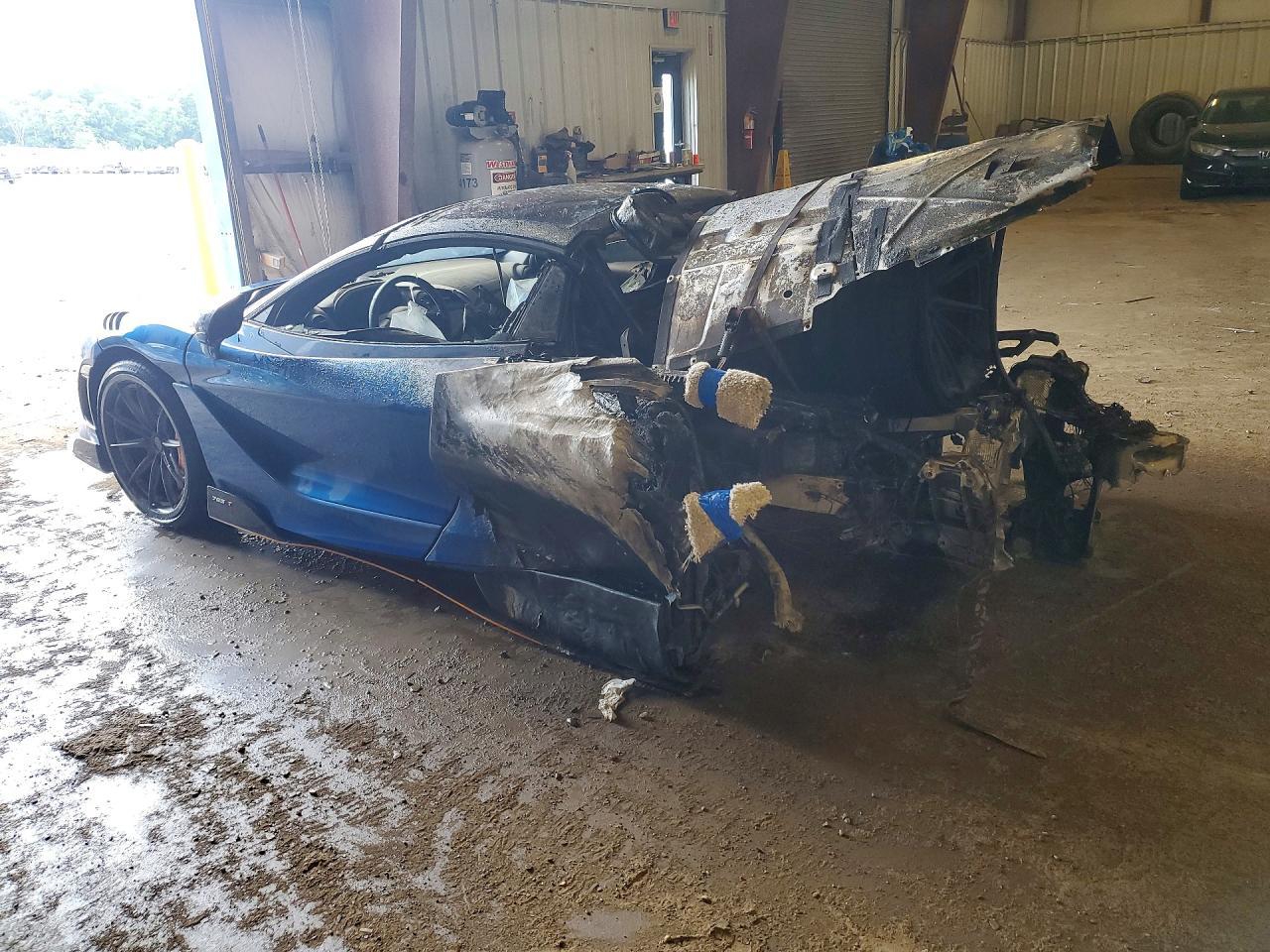 2022 Mclaren Automotive 765Lt - Image 2