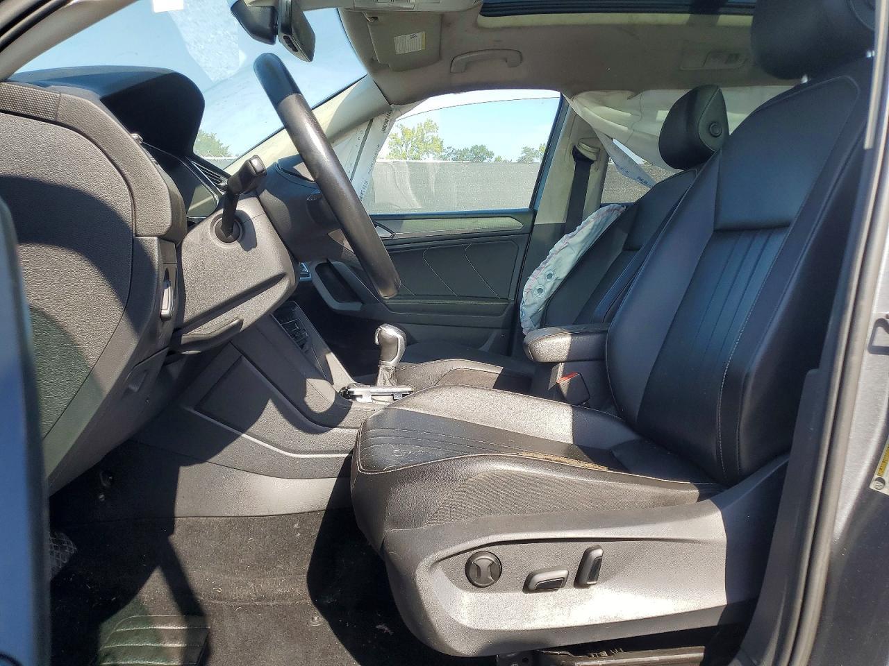 2022 Volkswagen Tiguan Se - Фото 7