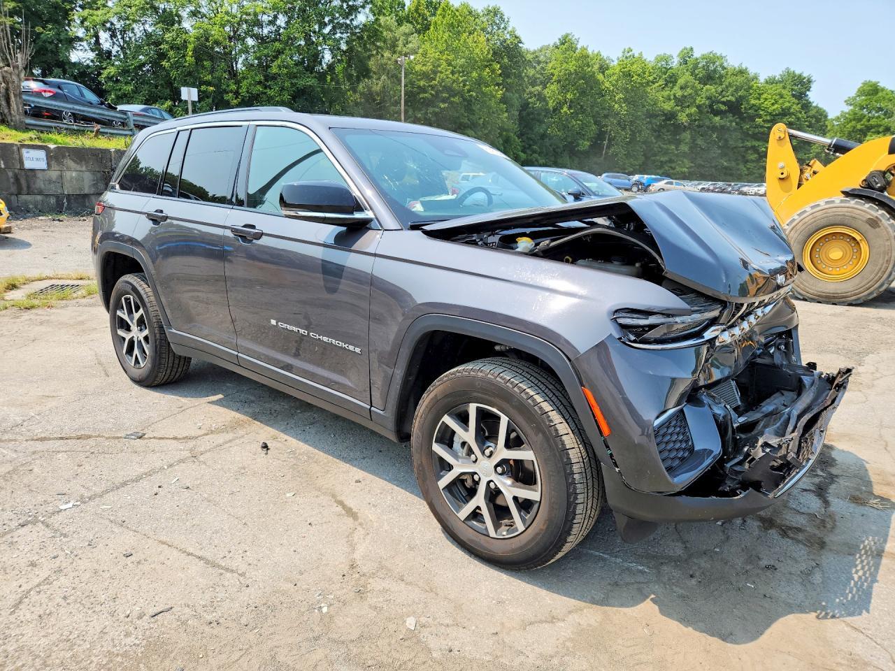 2025 Jeep Grand Cherokee Limited - Image 4