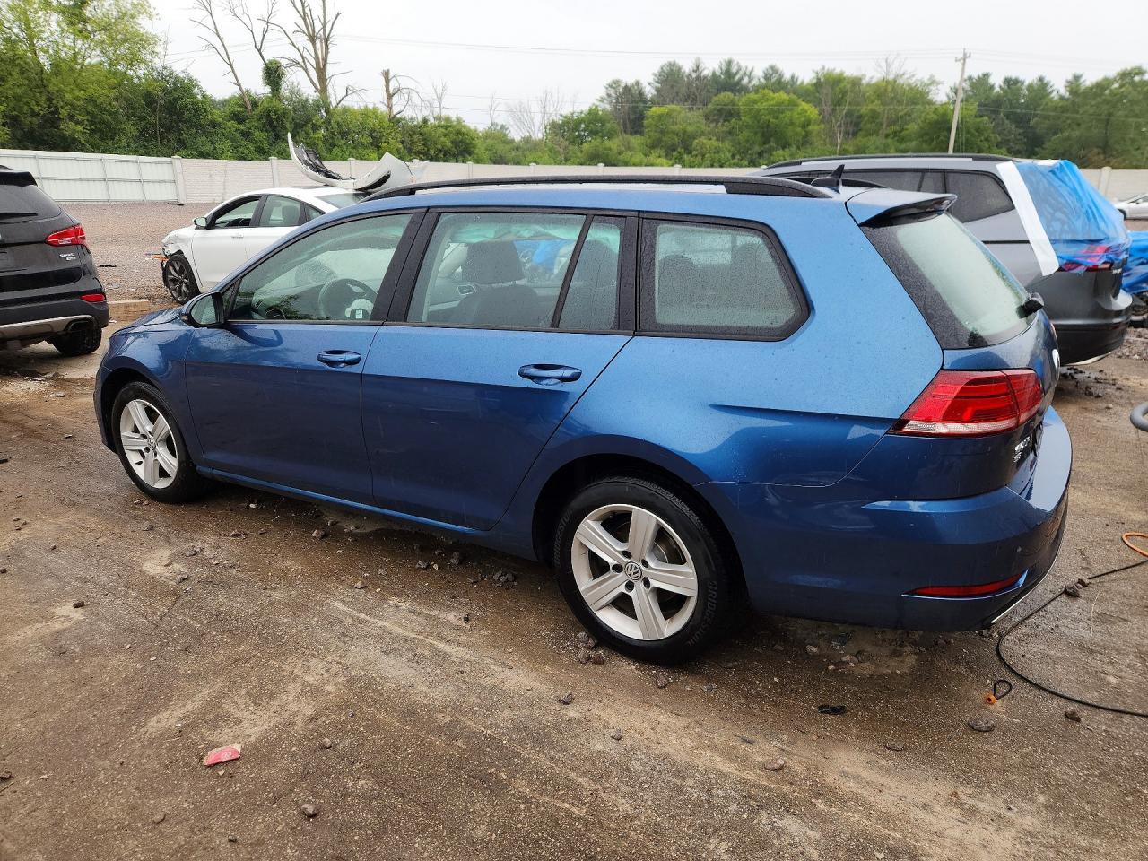 2018 Volkswagen Golf Sportwagen S - Фото 2