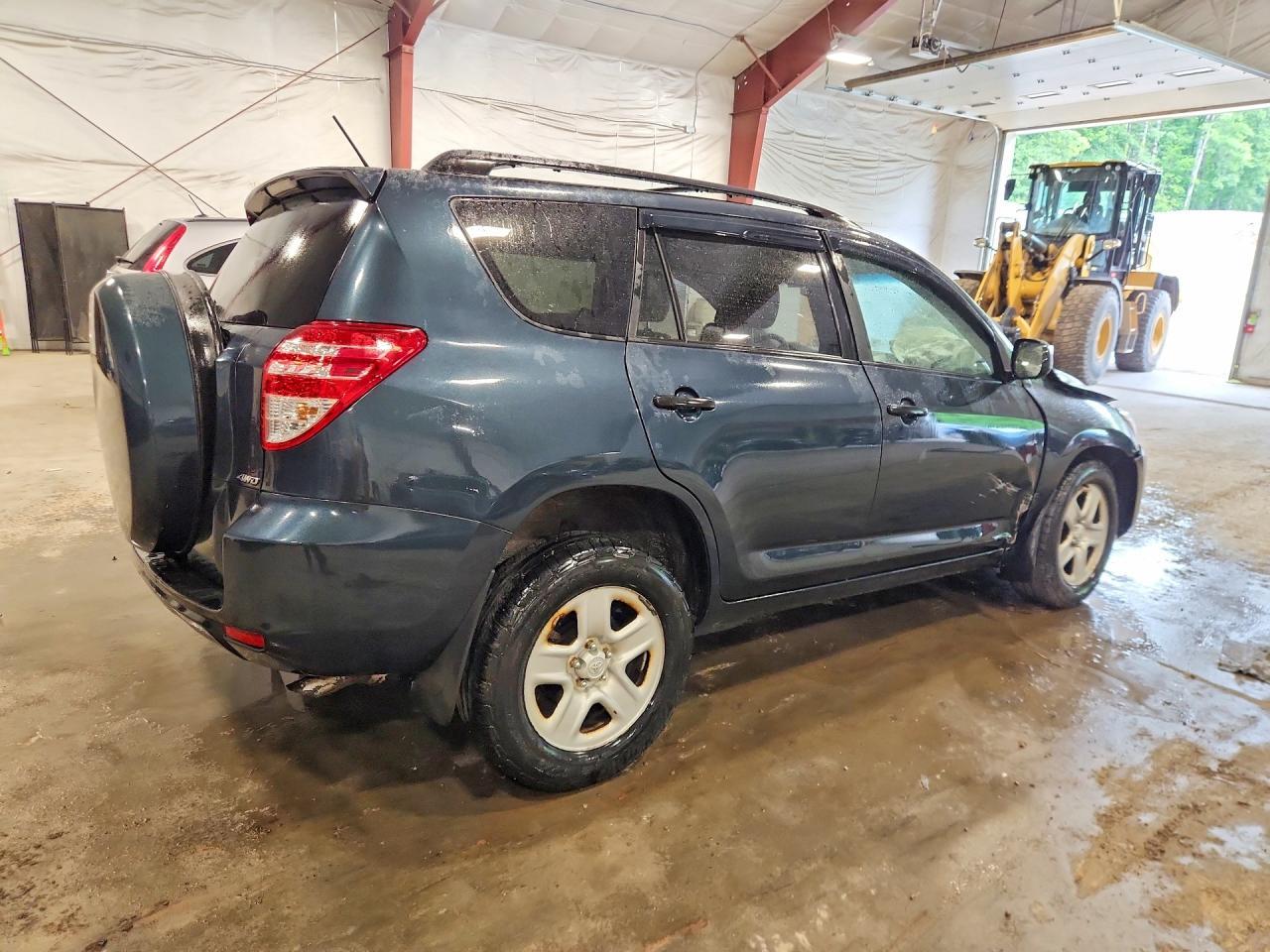 2011 Toyota Rav4 Base - Фото 3