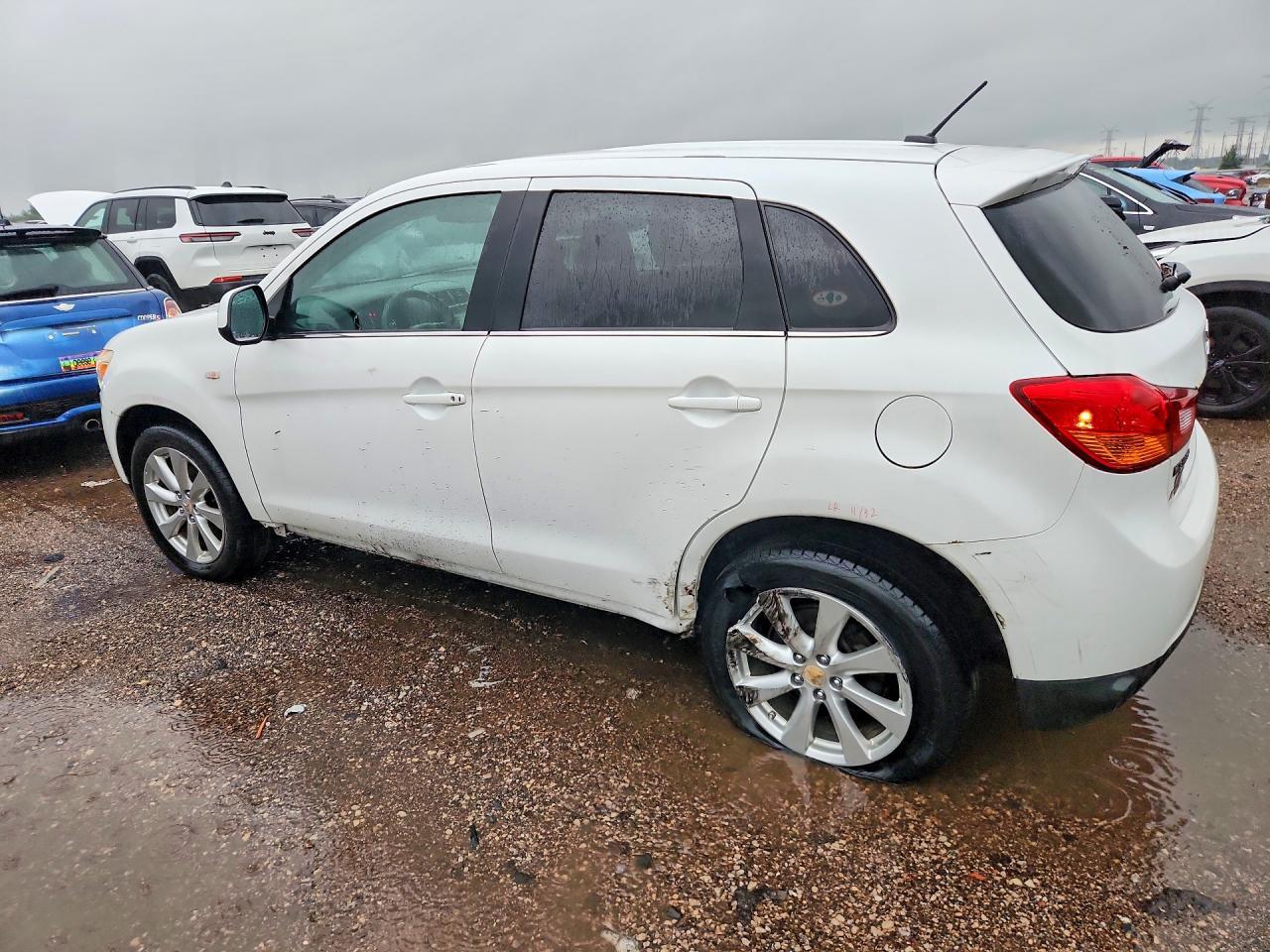 2015 Mitsubishi Outlander Sport Se - Фото 2
