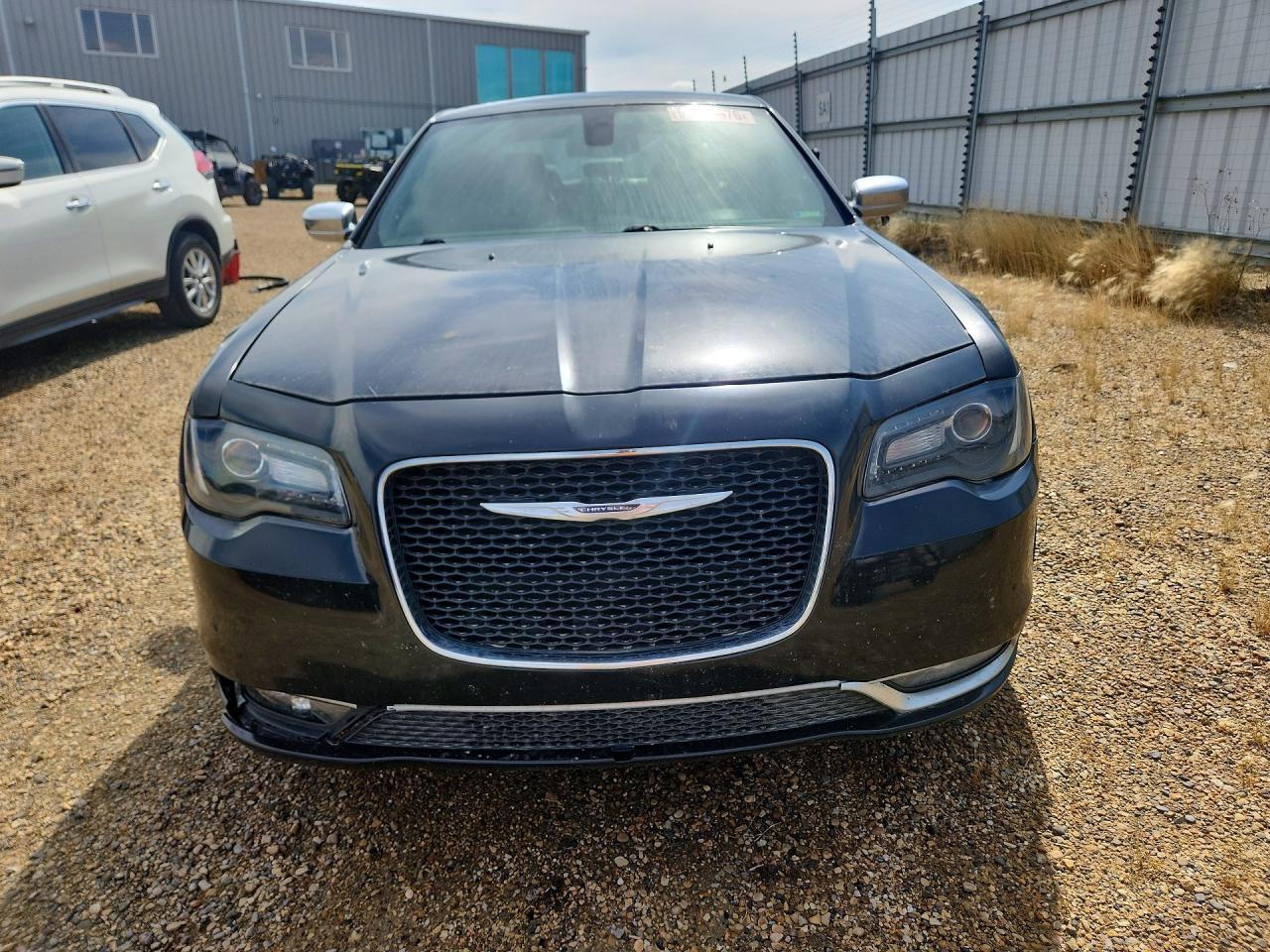 2016 Chrysler 300C Platinum - Image 5