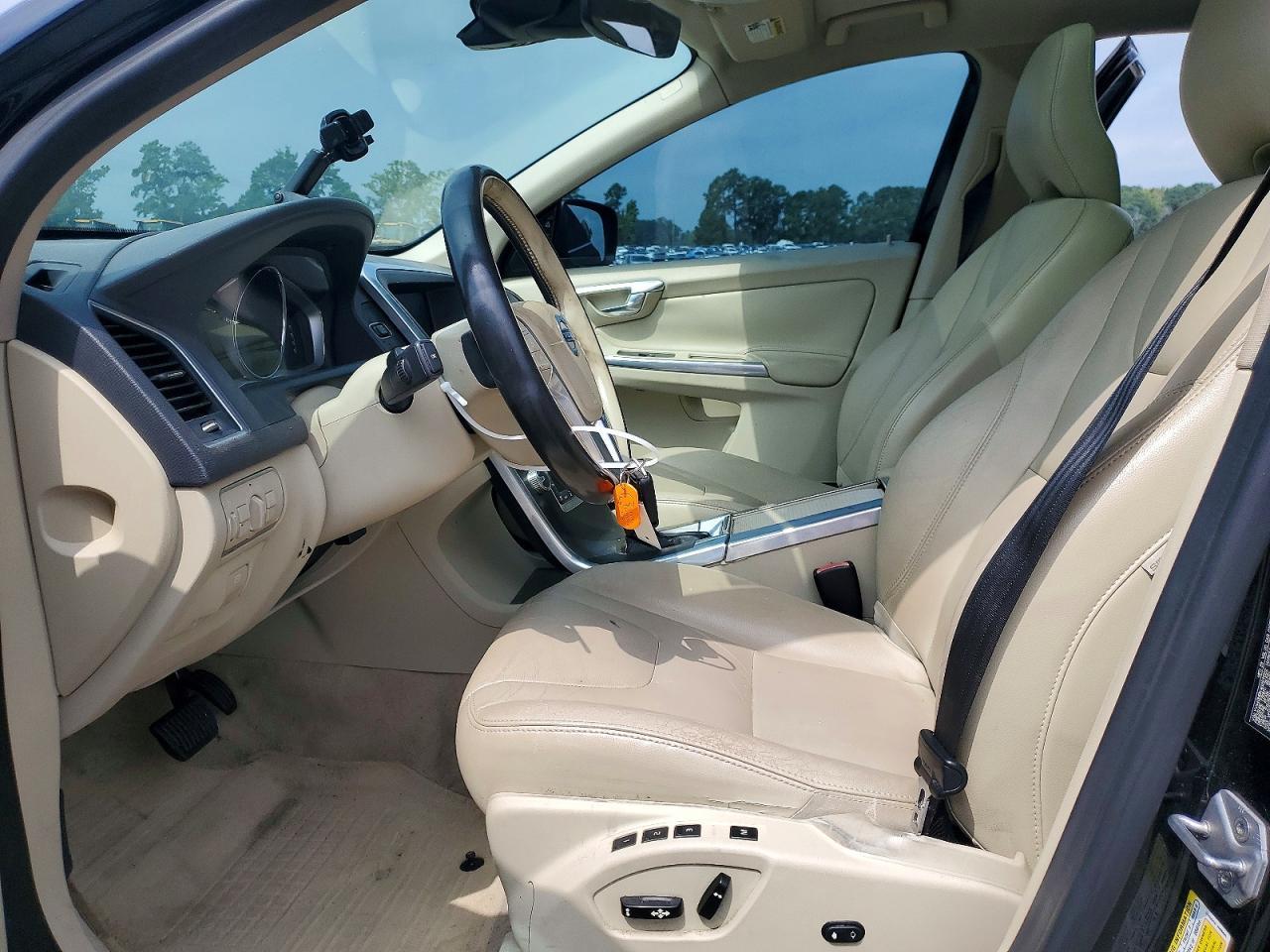 2016 Volvo Xc60 T5 Premier - Image 7