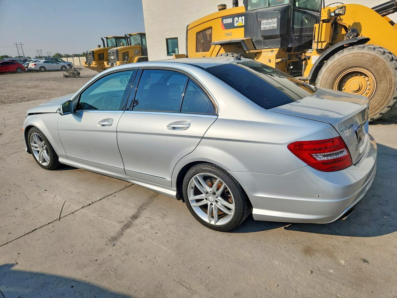 2014 Mercedes-Benz C 250 - Фото 2