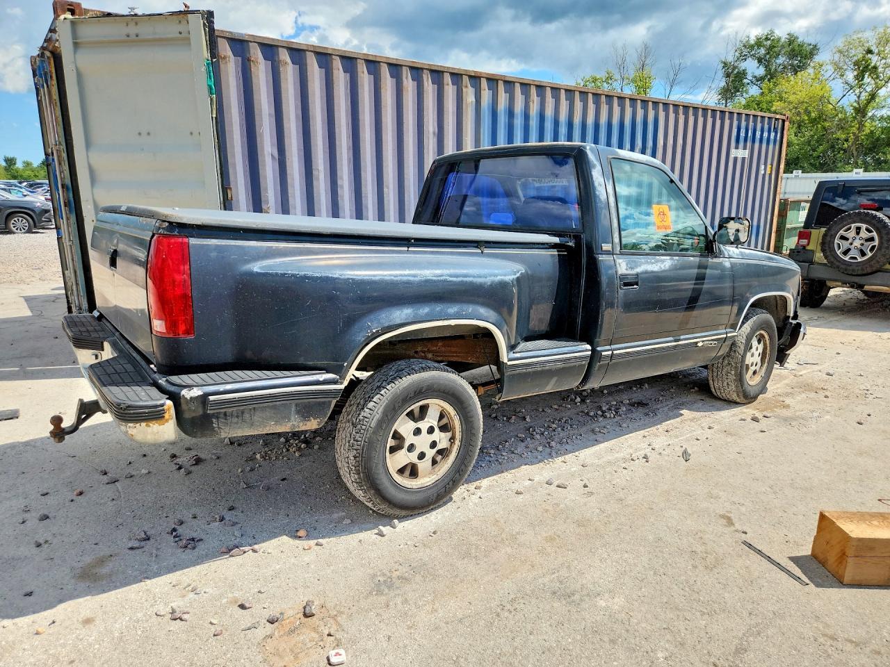 1992 Chevrolet Gmt-400 C1500 - Фото 3