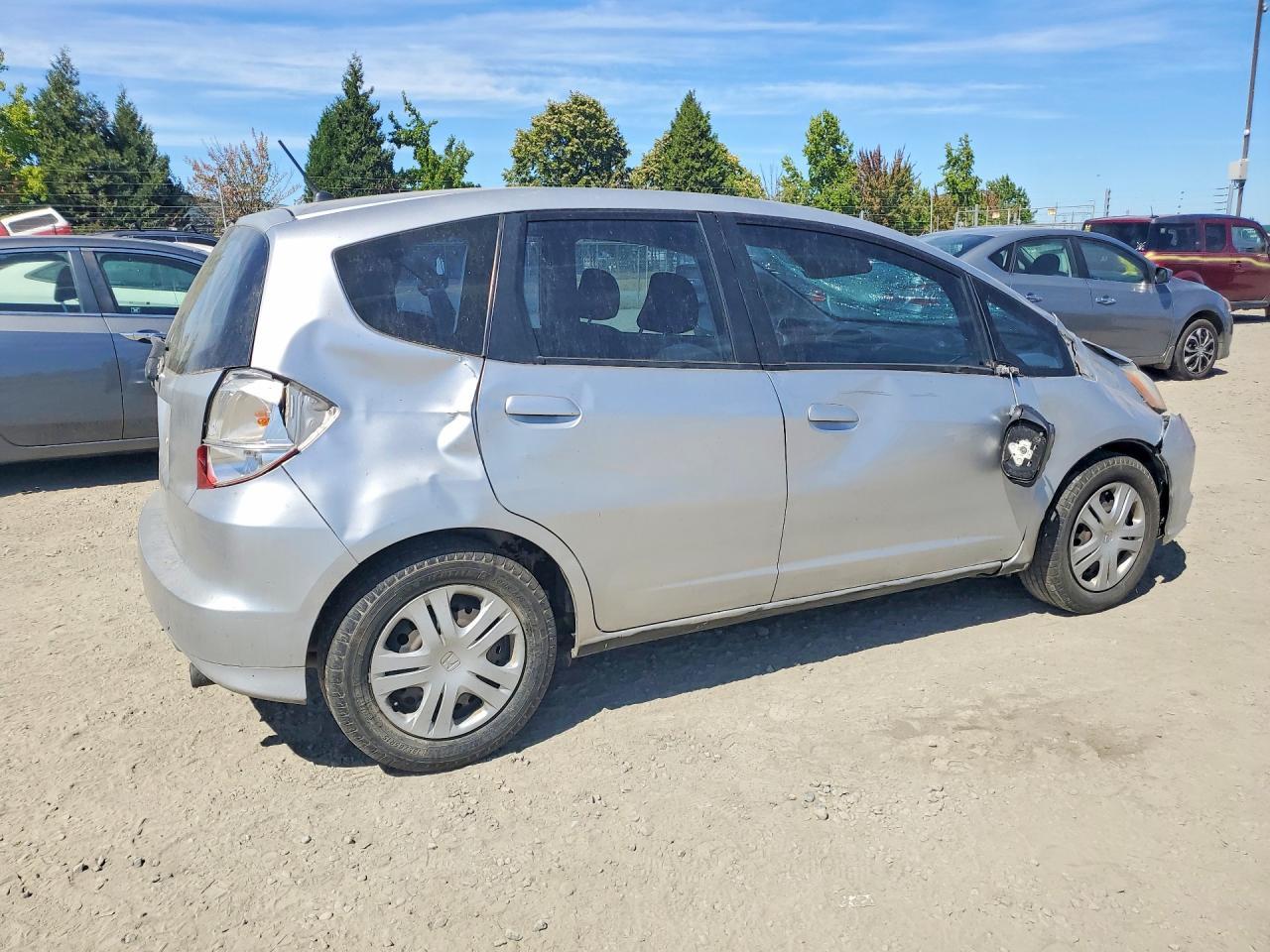 2011 Honda Fit - Фото 3