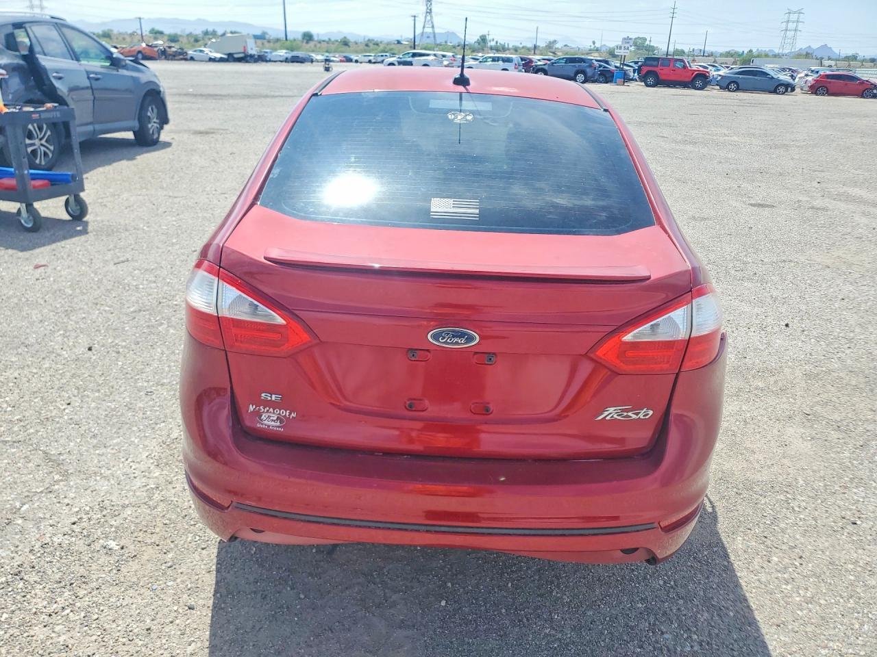 2016 Ford Fiesta S - Image 6