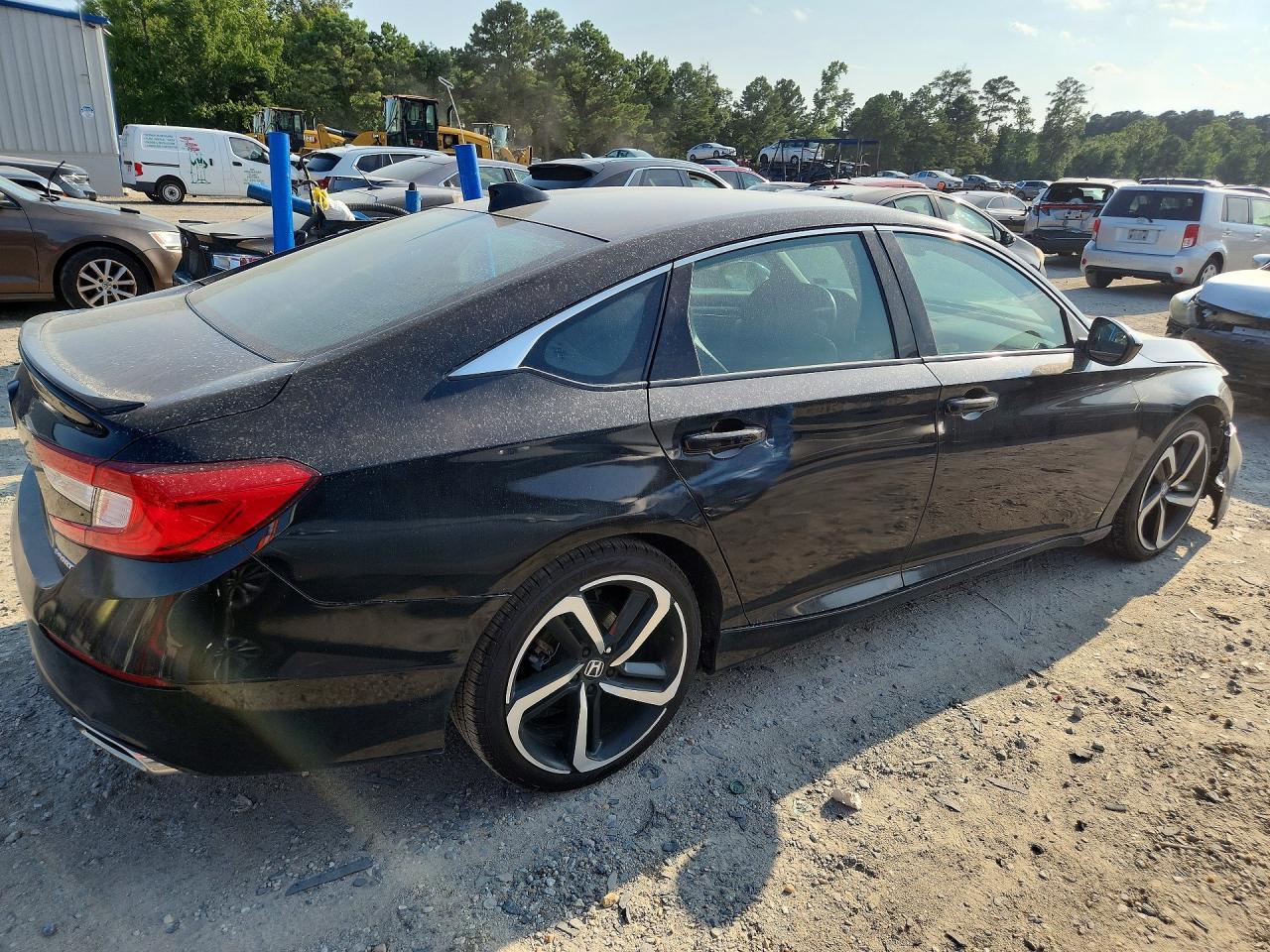 2018 Honda Accord Sport - Image 3