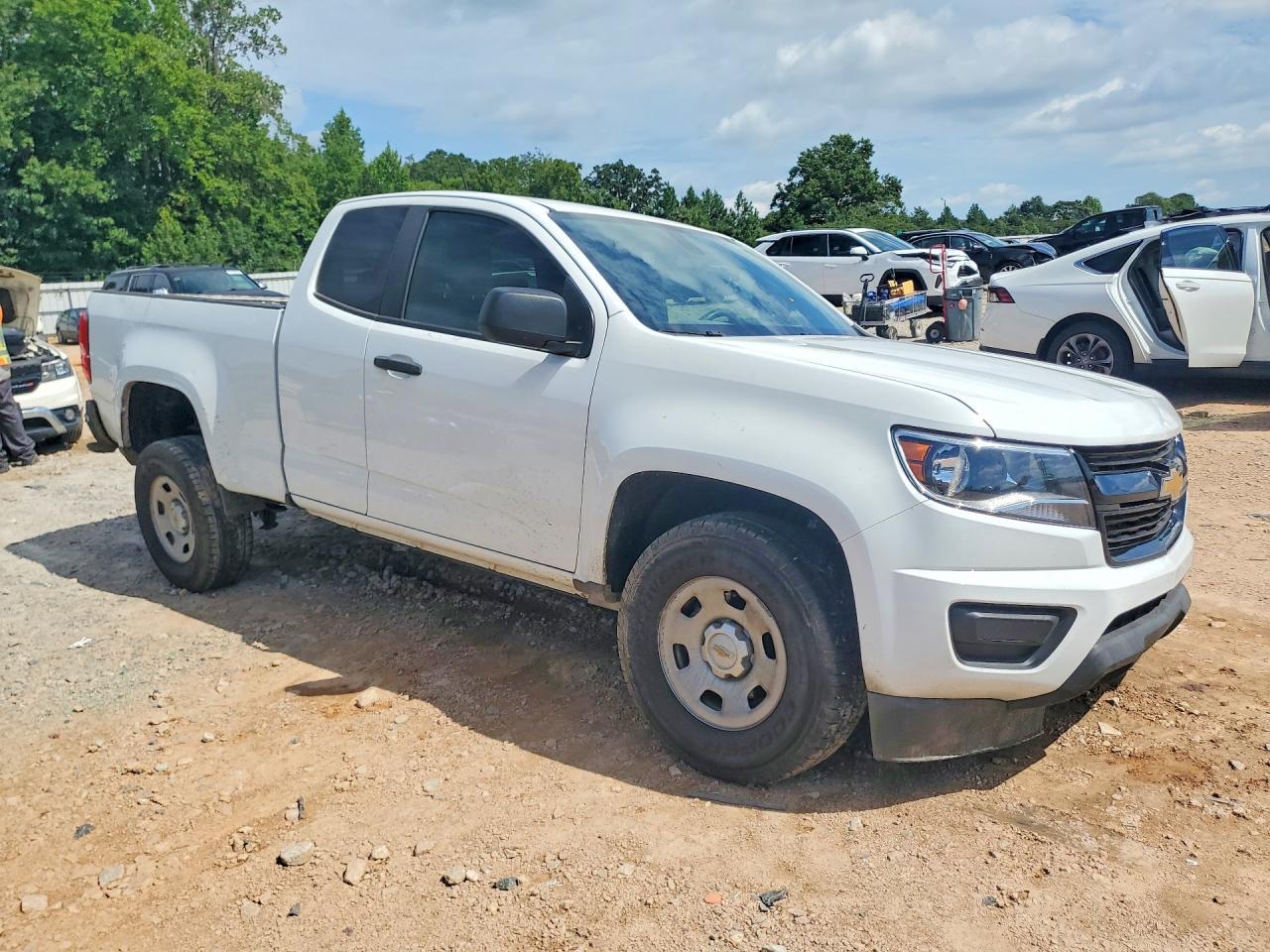 2018 Chevrolet Colorado - Image 4
