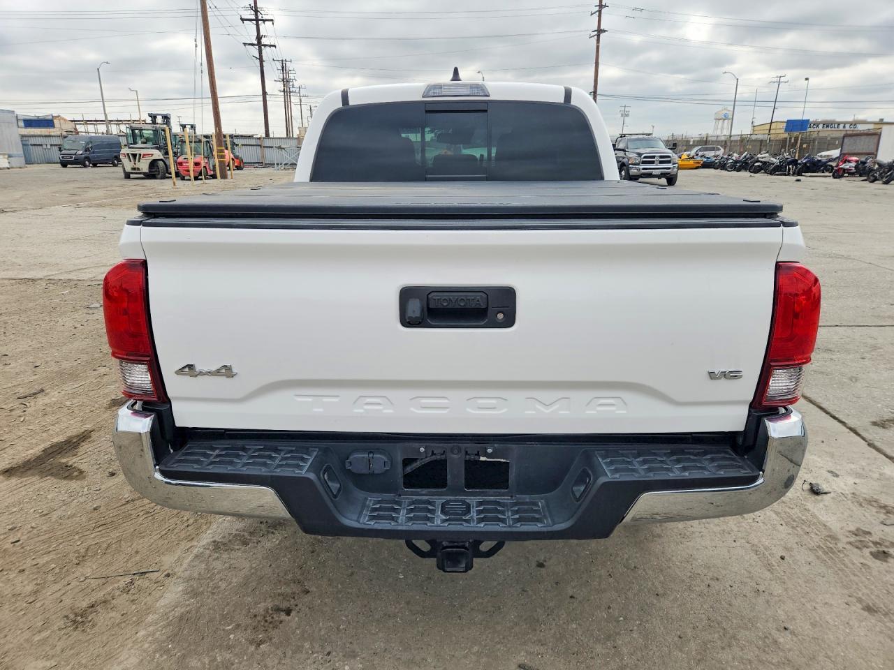2023 Toyota Tacoma Sr5 V6 - Image 6